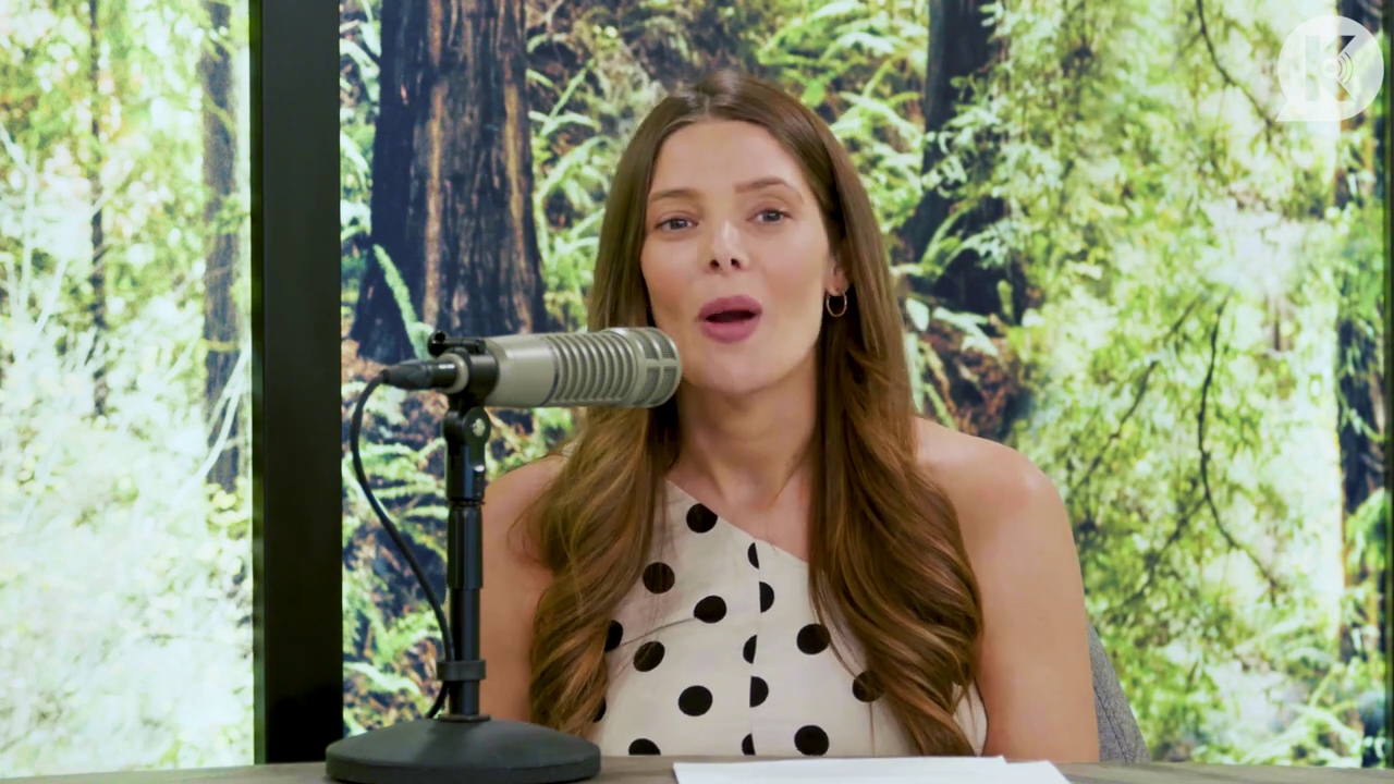Ashley-Greene-dot-nl_TheTwilightEffect-BreakingDawnPart2-RewatchPart2of3-0147.jpg