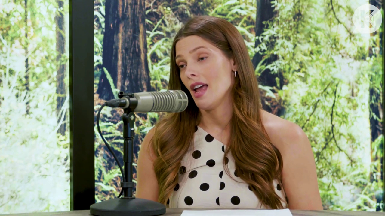 Ashley-Greene-dot-nl_TheTwilightEffect-BreakingDawnPart2-RewatchPart2of3-0188.jpg Ashley-Greene-dot-nl_TheTwilightEffect-BreakingDawnPart2-RewatchPart2of3-0188.jpg