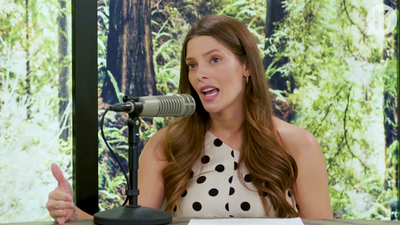 Ashley-Greene-dot-nl_TheTwilightEffect-BreakingDawnPart2-RewatchPart2of3-0208.jpg Ashley-Greene-dot-nl_TheTwilightEffect-BreakingDawnPart2-RewatchPart2of3-0208.jpg