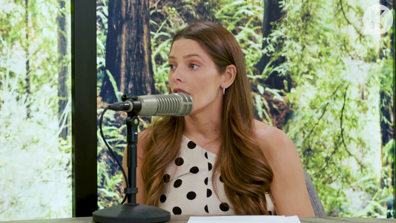 Ashley-Greene-dot-nl_TheTwilightEffect-BreakingDawnPart2-RewatchPart2of3-0243.jpg