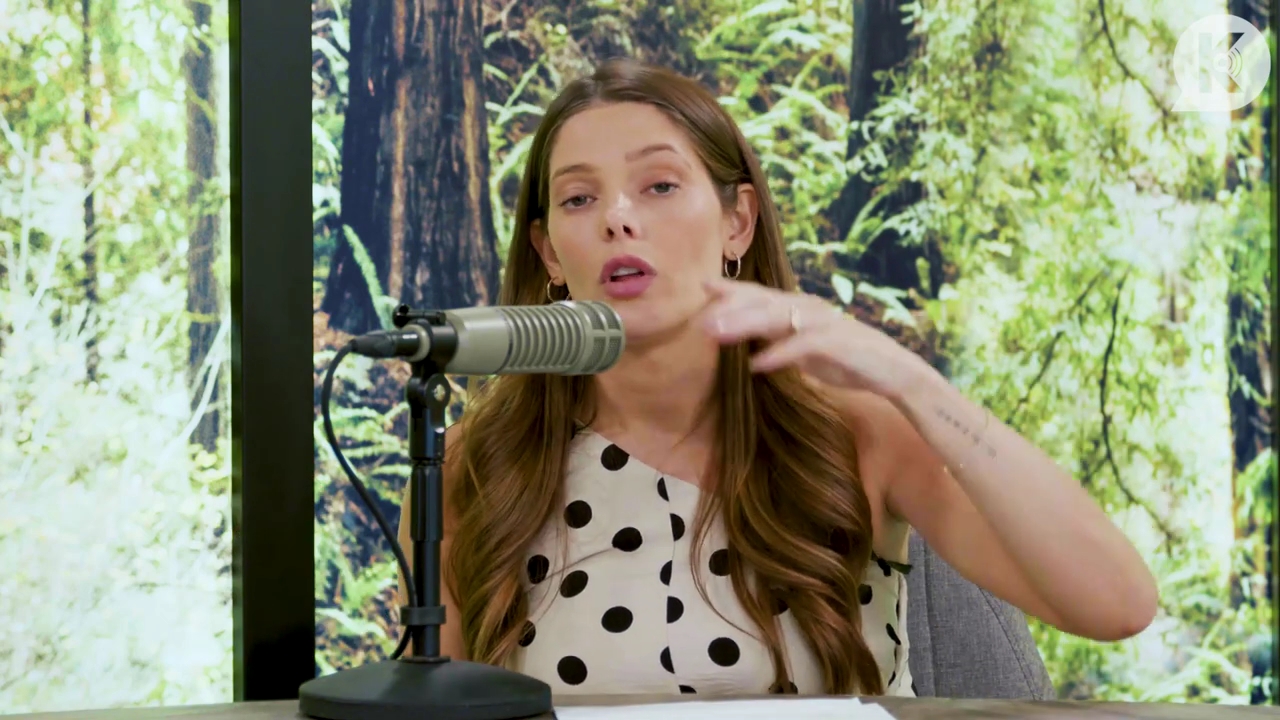 Ashley-Greene-dot-nl_TheTwilightEffect-BreakingDawnPart2-RewatchPart2of3-0293.jpg