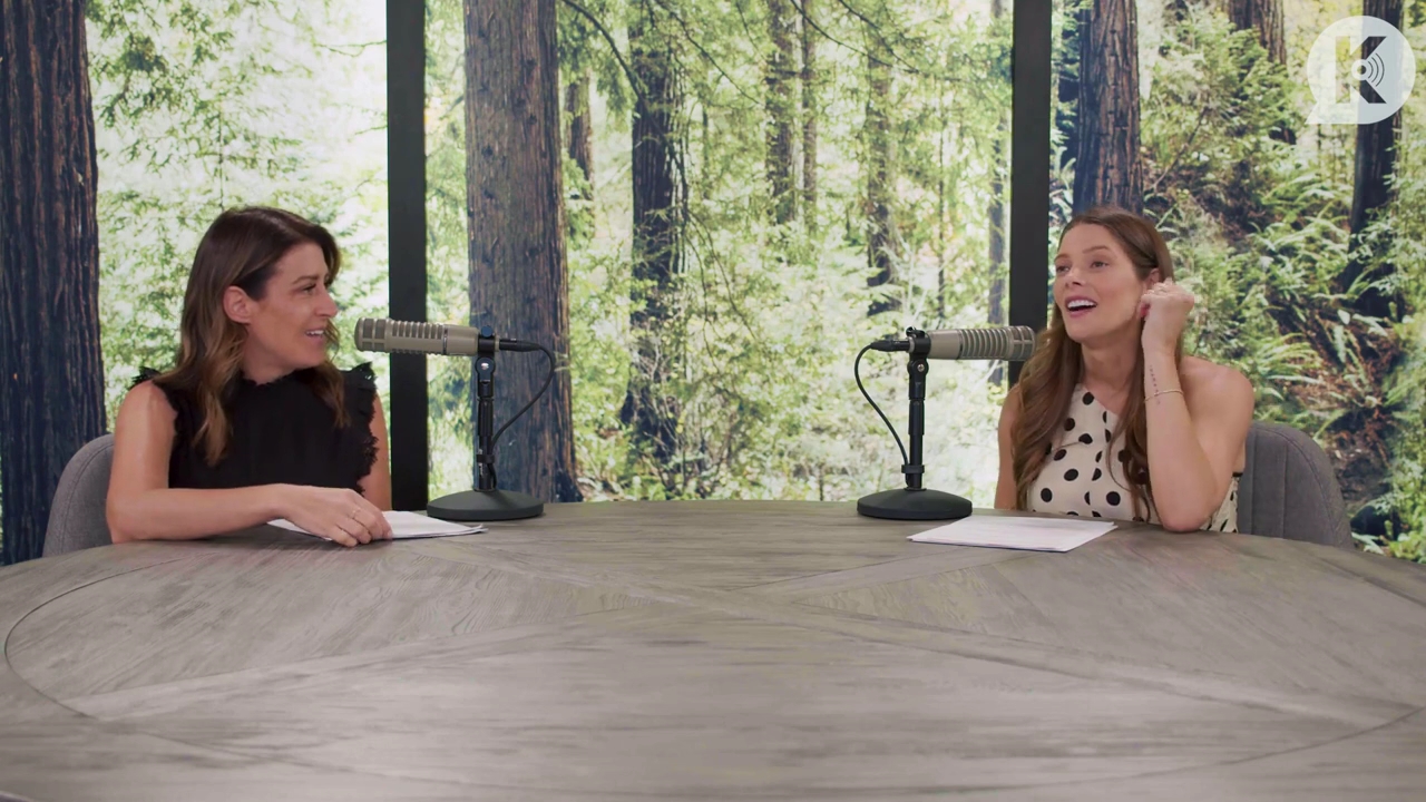 Ashley-Greene-dot-nl_TheTwilightEffect-BreakingDawnPart2-RewatchPart2of3-0330.jpg