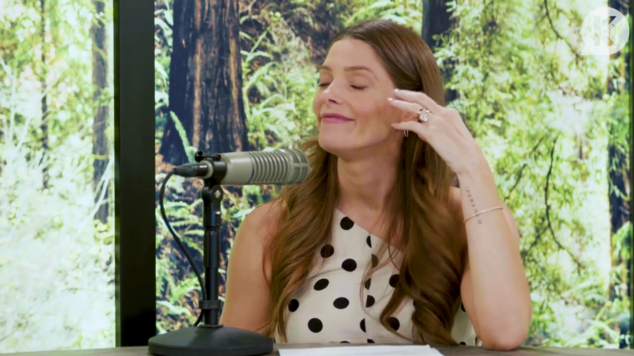 Ashley-Greene-dot-nl_TheTwilightEffect-BreakingDawnPart2-RewatchPart2of3-0354.jpg Ashley-Greene-dot-nl_TheTwilightEffect-BreakingDawnPart2-RewatchPart2of3-0354.jpg