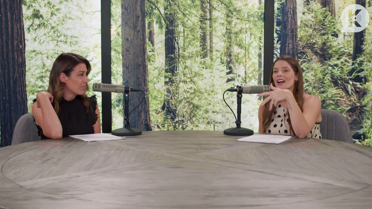 Ashley-Greene-dot-nl_TheTwilightEffect-BreakingDawnPart2-RewatchPart2of3-0401.jpg