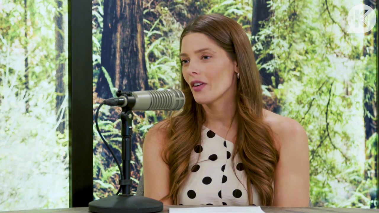 Ashley-Greene-dot-nl_TheTwilightEffect-BreakingDawnPart2-RewatchPart2of3-0442.jpg Ashley-Greene-dot-nl_TheTwilightEffect-BreakingDawnPart2-RewatchPart2of3-0442.jpg