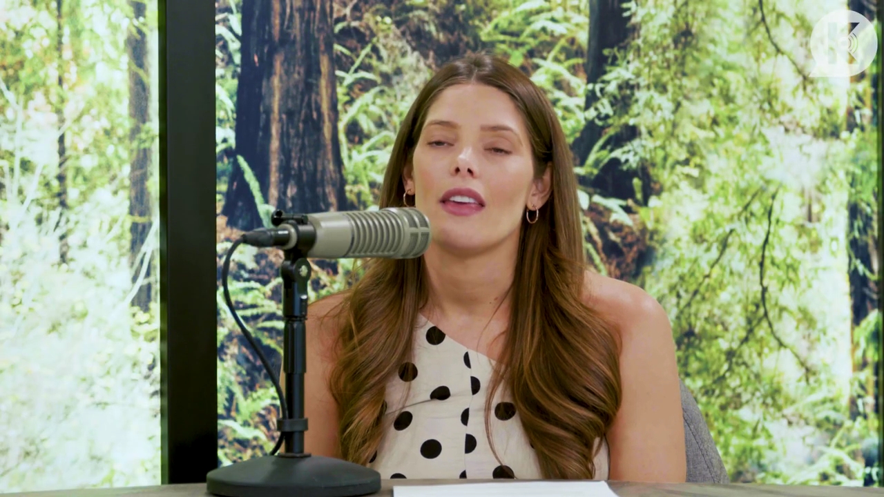 Ashley-Greene-dot-nl_TheTwilightEffect-BreakingDawnPart2-RewatchPart2of3-0454.jpg Ashley-Greene-dot-nl_TheTwilightEffect-BreakingDawnPart2-RewatchPart2of3-0454.jpg