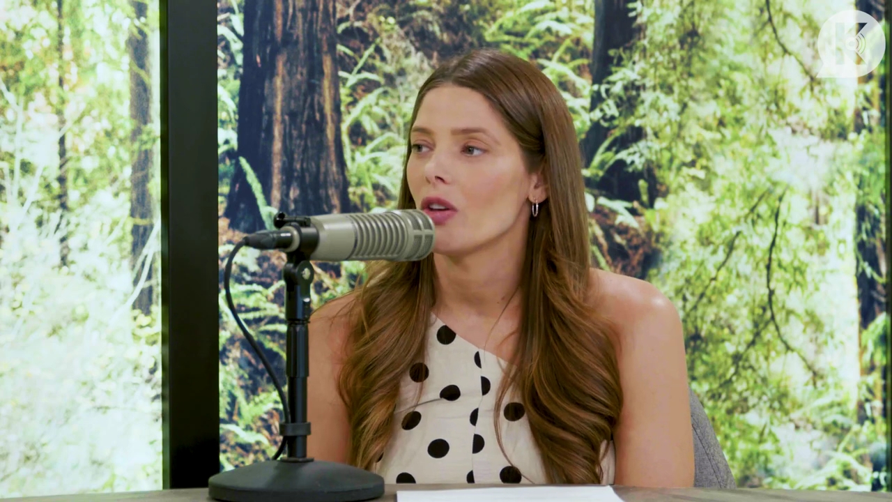 Ashley-Greene-dot-nl_TheTwilightEffect-BreakingDawnPart2-RewatchPart2of3-0457.jpg Ashley-Greene-dot-nl_TheTwilightEffect-BreakingDawnPart2-RewatchPart2of3-0457.jpg