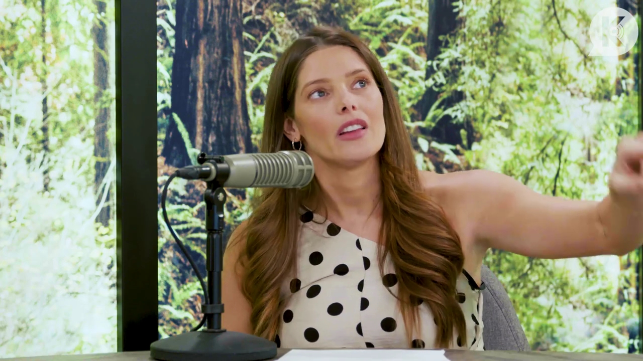 Ashley-Greene-dot-nl_TheTwilightEffect-BreakingDawnPart2-RewatchPart2of3-0618.jpg Ashley-Greene-dot-nl_TheTwilightEffect-BreakingDawnPart2-RewatchPart2of3-0618.jpg