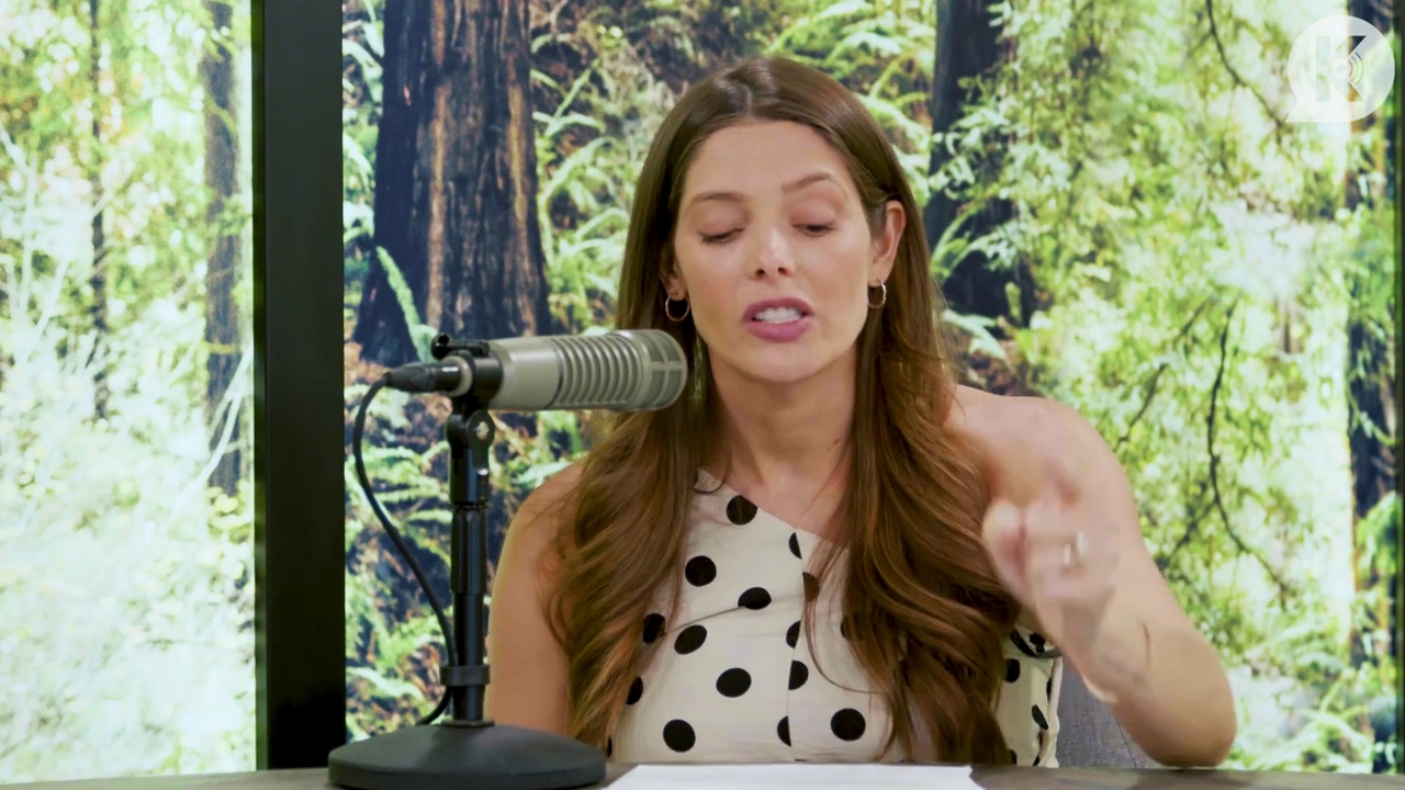 Ashley-Greene-dot-nl_TheTwilightEffect-BreakingDawnPart2-RewatchPart2of3-0662.jpg