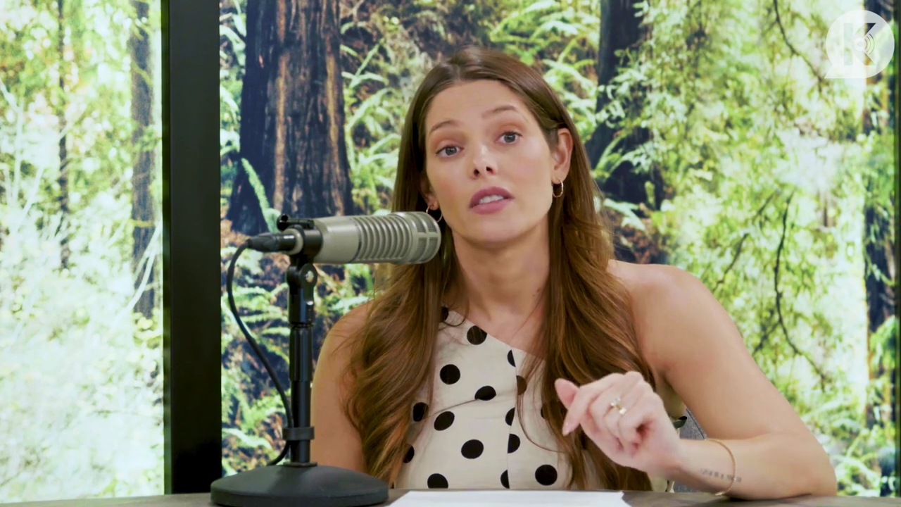 Ashley-Greene-dot-nl_TheTwilightEffect-BreakingDawnPart2-RewatchPart2of3-0667.jpg