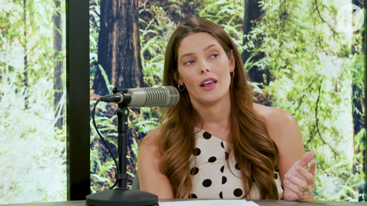 Ashley-Greene-dot-nl_TheTwilightEffect-BreakingDawnPart2-RewatchPart2of3-0706.jpg Ashley-Greene-dot-nl_TheTwilightEffect-BreakingDawnPart2-RewatchPart2of3-0706.jpg