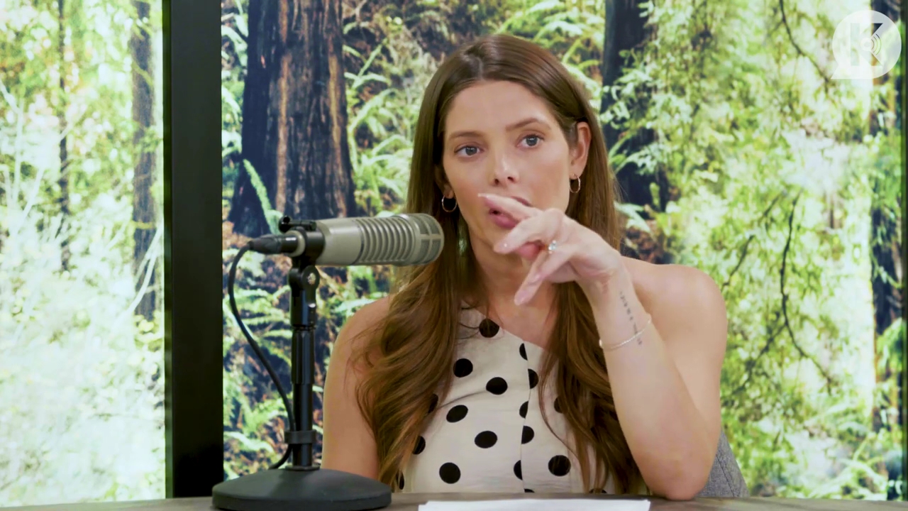 Ashley-Greene-dot-nl_TheTwilightEffect-BreakingDawnPart2-RewatchPart2of3-0830.jpg Ashley-Greene-dot-nl_TheTwilightEffect-BreakingDawnPart2-RewatchPart2of3-0830.jpg