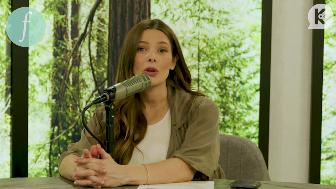Ashley-Greene-dot-nl_TheTwilightEffect-BreakingDawnPart2-RewatchPart2of3-0862.jpg