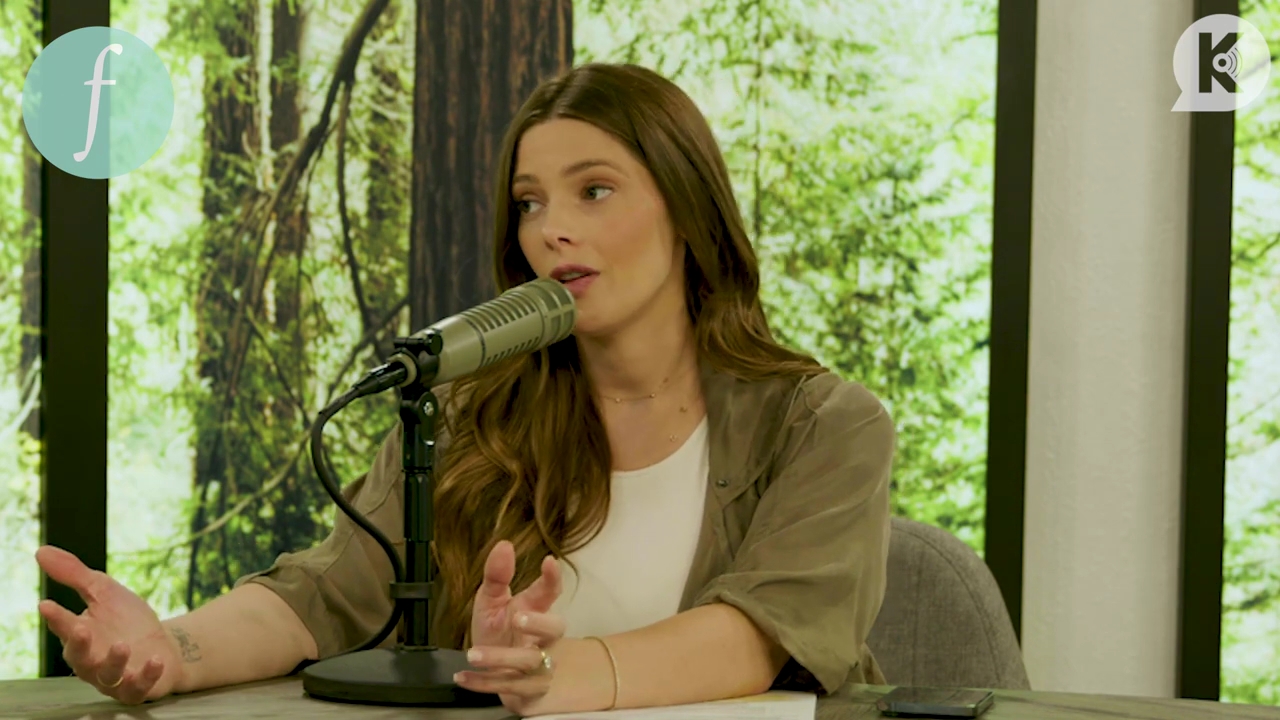 Ashley-Greene-dot-nl_TheTwilightEffect-BreakingDawnPart2-RewatchPart2of3-0895.jpg