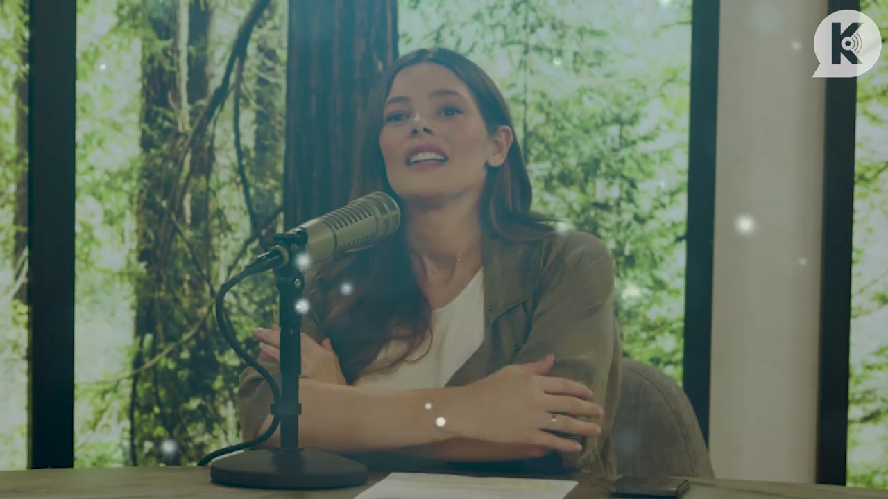 Ashley-Greene-dot-nl_TheTwilightEffect-BreakingDawnPart2-RewatchPart2of3-0974.jpg