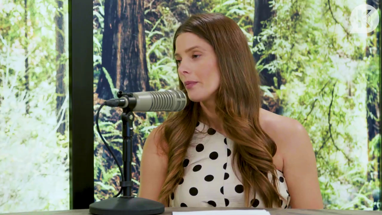 Ashley-Greene-dot-nl_TheTwilightEffect-BreakingDawnPart2-RewatchPart2of3-1097.jpg