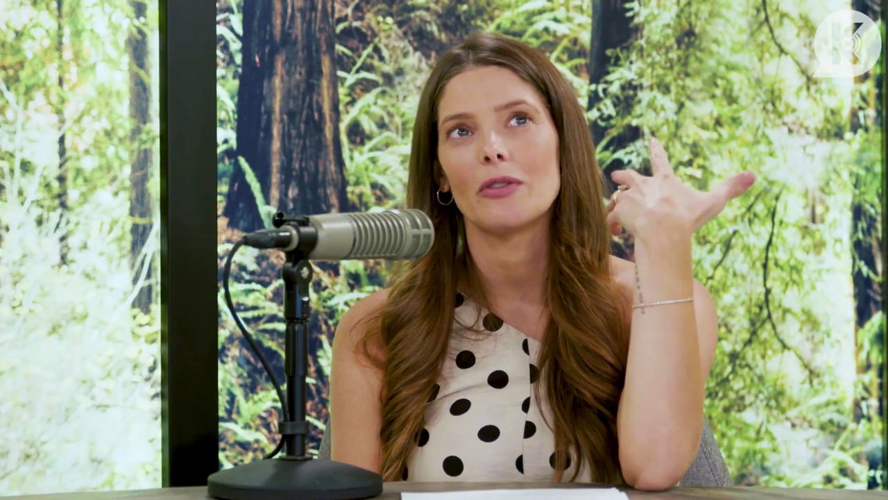 Ashley-Greene-dot-nl_TheTwilightEffect-BreakingDawnPart2-RewatchPart2of3-1116.jpg