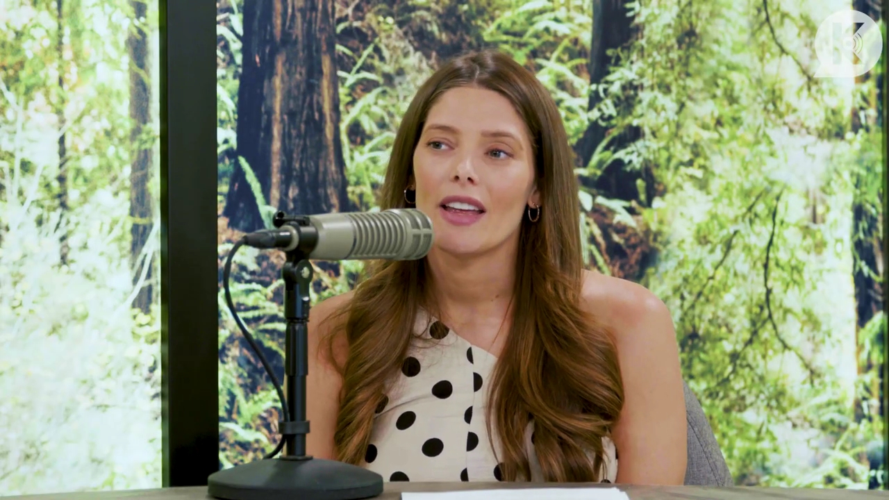 Ashley-Greene-dot-nl_TheTwilightEffect-BreakingDawnPart2-RewatchPart2of3-1121.jpg Ashley-Greene-dot-nl_TheTwilightEffect-BreakingDawnPart2-RewatchPart2of3-1121.jpg