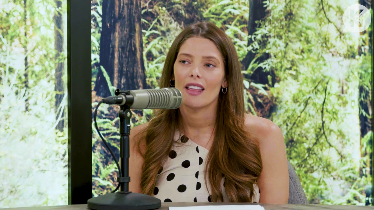 Ashley-Greene-dot-nl_TheTwilightEffect-BreakingDawnPart2-RewatchPart2of3-1122.jpg Ashley-Greene-dot-nl_TheTwilightEffect-BreakingDawnPart2-RewatchPart2of3-1122.jpg