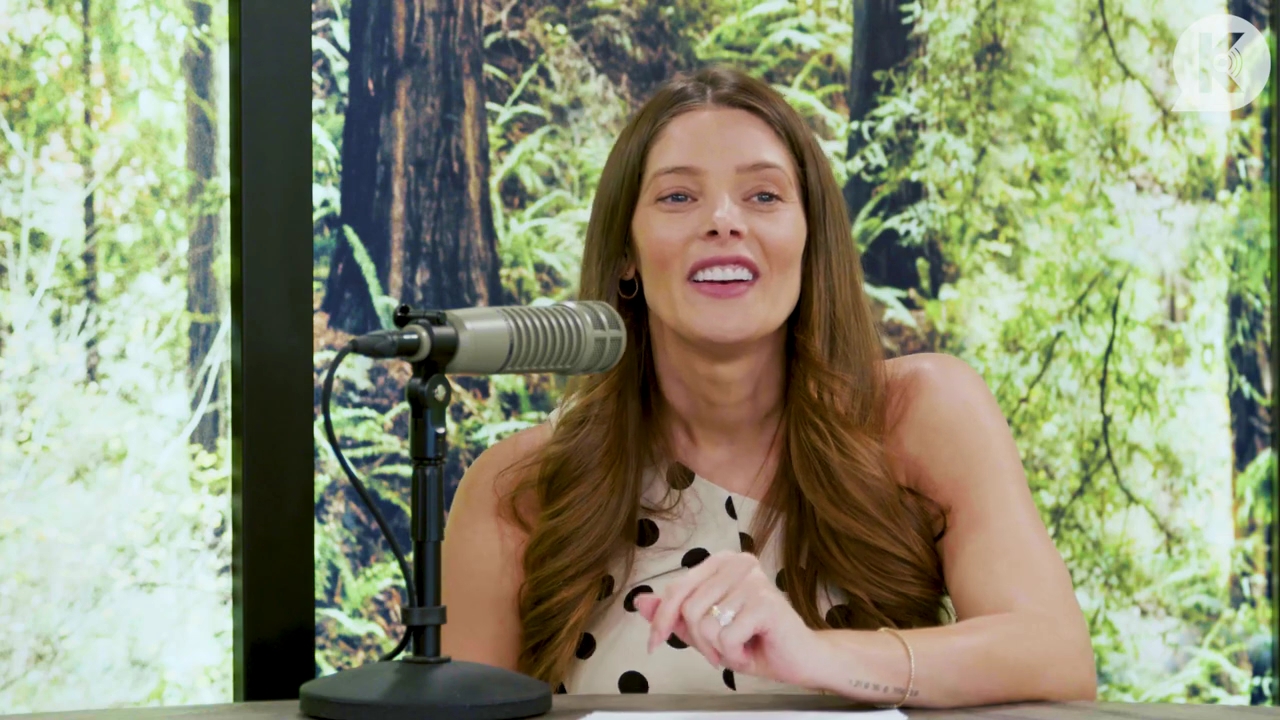 Ashley-Greene-dot-nl_TheTwilightEffect-BreakingDawnPart2-RewatchPart2of3-1221.jpg Ashley-Greene-dot-nl_TheTwilightEffect-BreakingDawnPart2-RewatchPart2of3-1221.jpg