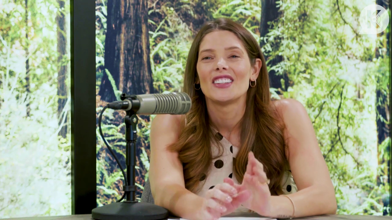 Ashley-Greene-dot-nl_TheTwilightEffect-BreakingDawnPart2-RewatchPart2of3-1451.jpg
