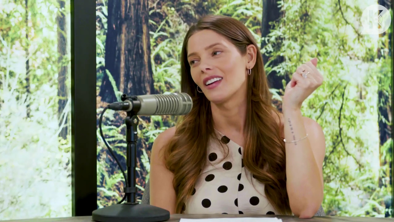 Ashley-Greene-dot-nl_TheTwilightEffect-BreakingDawnPart2-RewatchPart2of3-1589.jpg Ashley-Greene-dot-nl_TheTwilightEffect-BreakingDawnPart2-RewatchPart2of3-1589.jpg