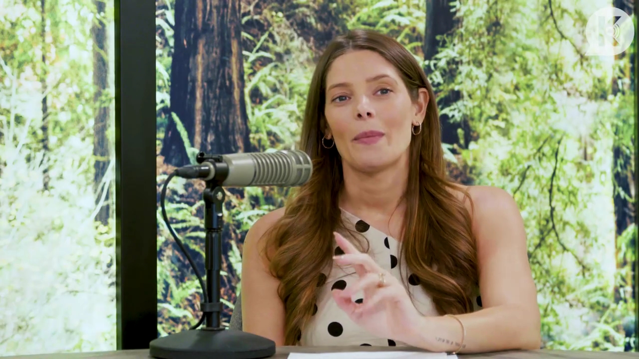 Ashley-Greene-dot-nl_TheTwilightEffect-BreakingDawnPart2-RewatchPart2of3-1615.jpg Ashley-Greene-dot-nl_TheTwilightEffect-BreakingDawnPart2-RewatchPart2of3-1615.jpg