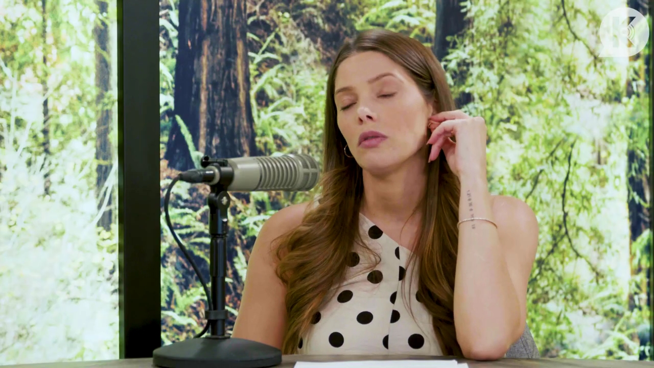Ashley-Greene-dot-nl_TheTwilightEffect-BreakingDawnPart2-RewatchPart2of3-1643.jpg