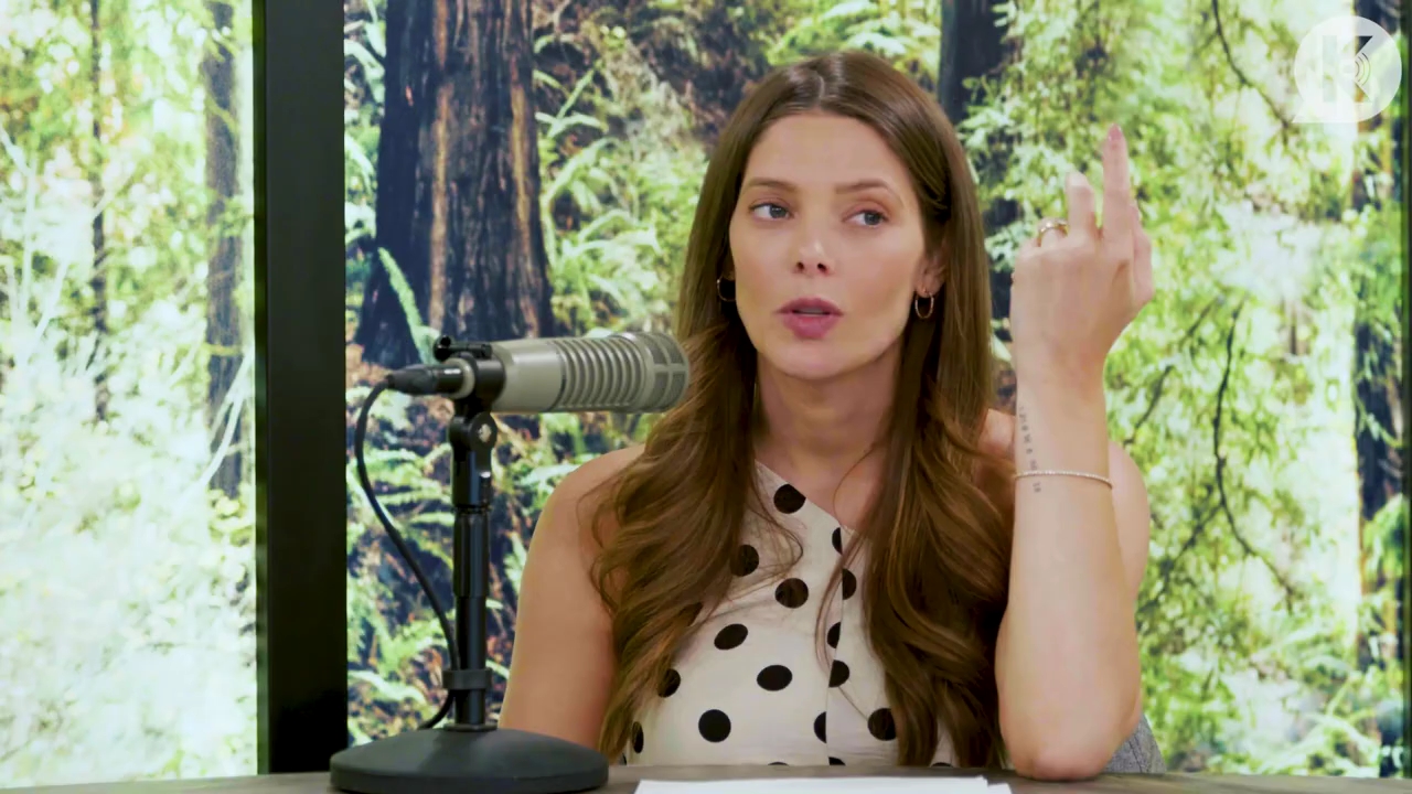 Ashley-Greene-dot-nl_TheTwilightEffect-BreakingDawnPart2-RewatchPart2of3-1659.jpg