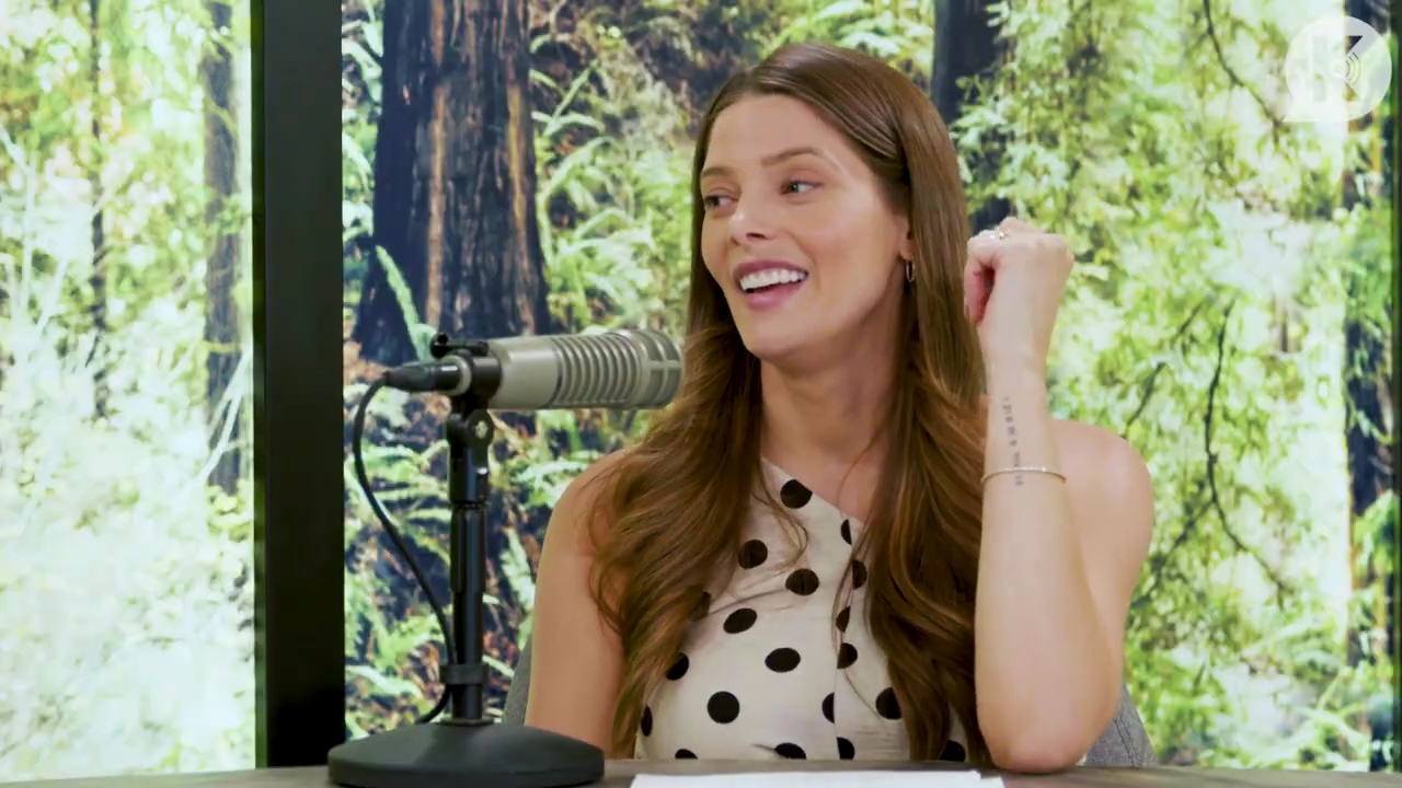 Ashley-Greene-dot-nl_TheTwilightEffect-BreakingDawnPart2-RewatchPart2of3-1699.jpg