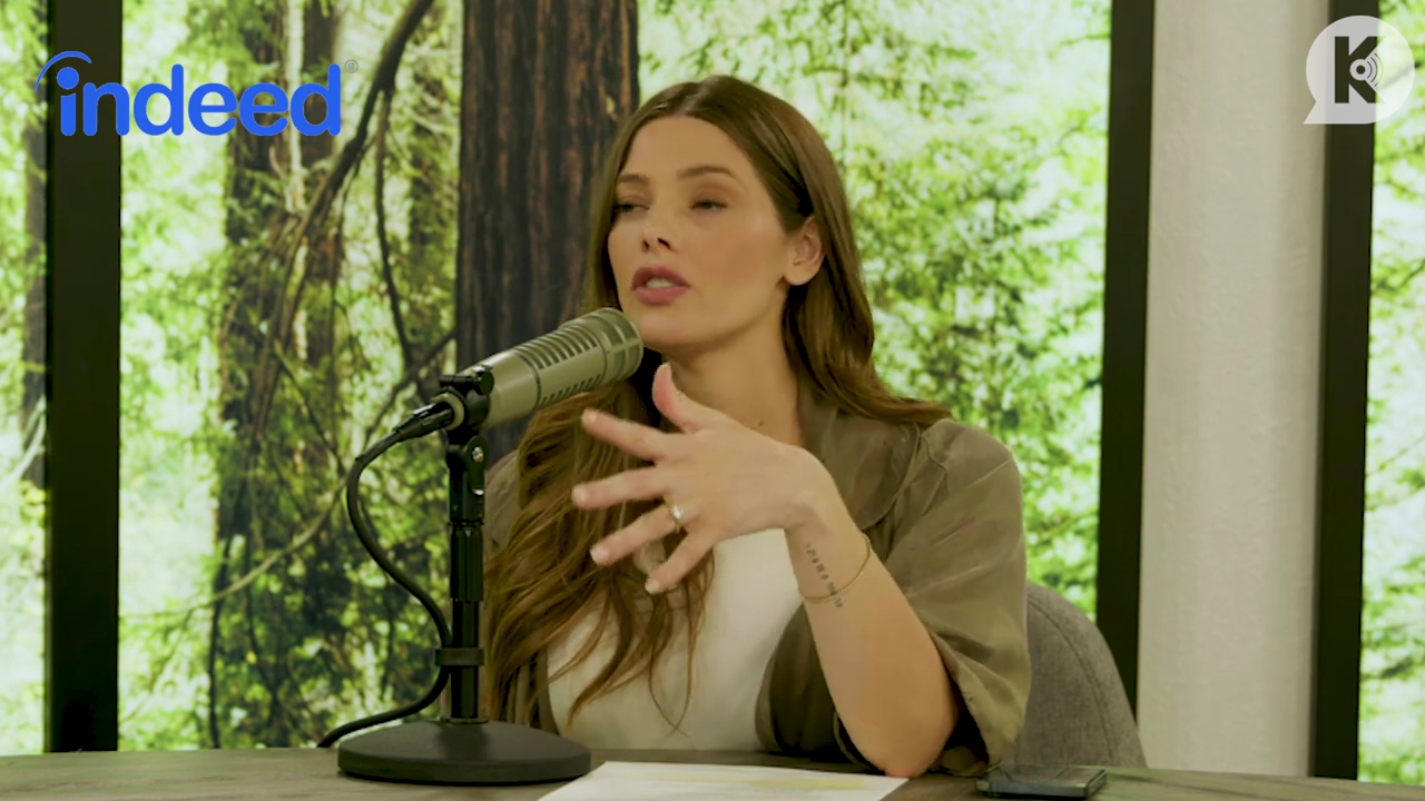 Ashley-Greene-dot-nl_TheTwilightEffect-BreakingDawnPart2-RewatchPart2of3-1804.jpg Ashley-Greene-dot-nl_TheTwilightEffect-BreakingDawnPart2-RewatchPart2of3-1804.jpg