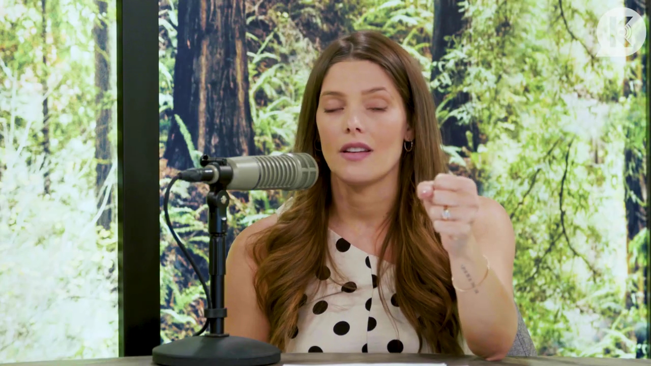 Ashley-Greene-dot-nl_TheTwilightEffect-BreakingDawnPart2-RewatchPart2of3-1941.jpg Ashley-Greene-dot-nl_TheTwilightEffect-BreakingDawnPart2-RewatchPart2of3-1941.jpg