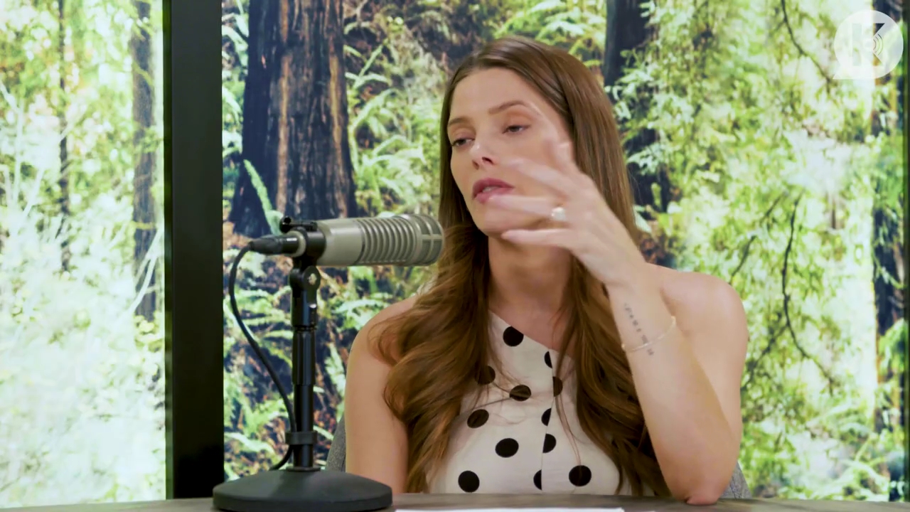 Ashley-Greene-dot-nl_TheTwilightEffect-BreakingDawnPart2-RewatchPart2of3-1959.jpg Ashley-Greene-dot-nl_TheTwilightEffect-BreakingDawnPart2-RewatchPart2of3-1959.jpg