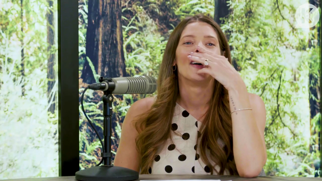 Ashley-Greene-dot-nl_TheTwilightEffect-BreakingDawnPart2-RewatchPart2of3-2108.jpg Ashley-Greene-dot-nl_TheTwilightEffect-BreakingDawnPart2-RewatchPart2of3-2108.jpg