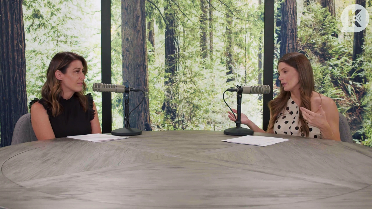 Ashley-Greene-dot-nl_TheTwilightEffect-BreakingDawnPart2-RewatchPart2of3-2171.jpg