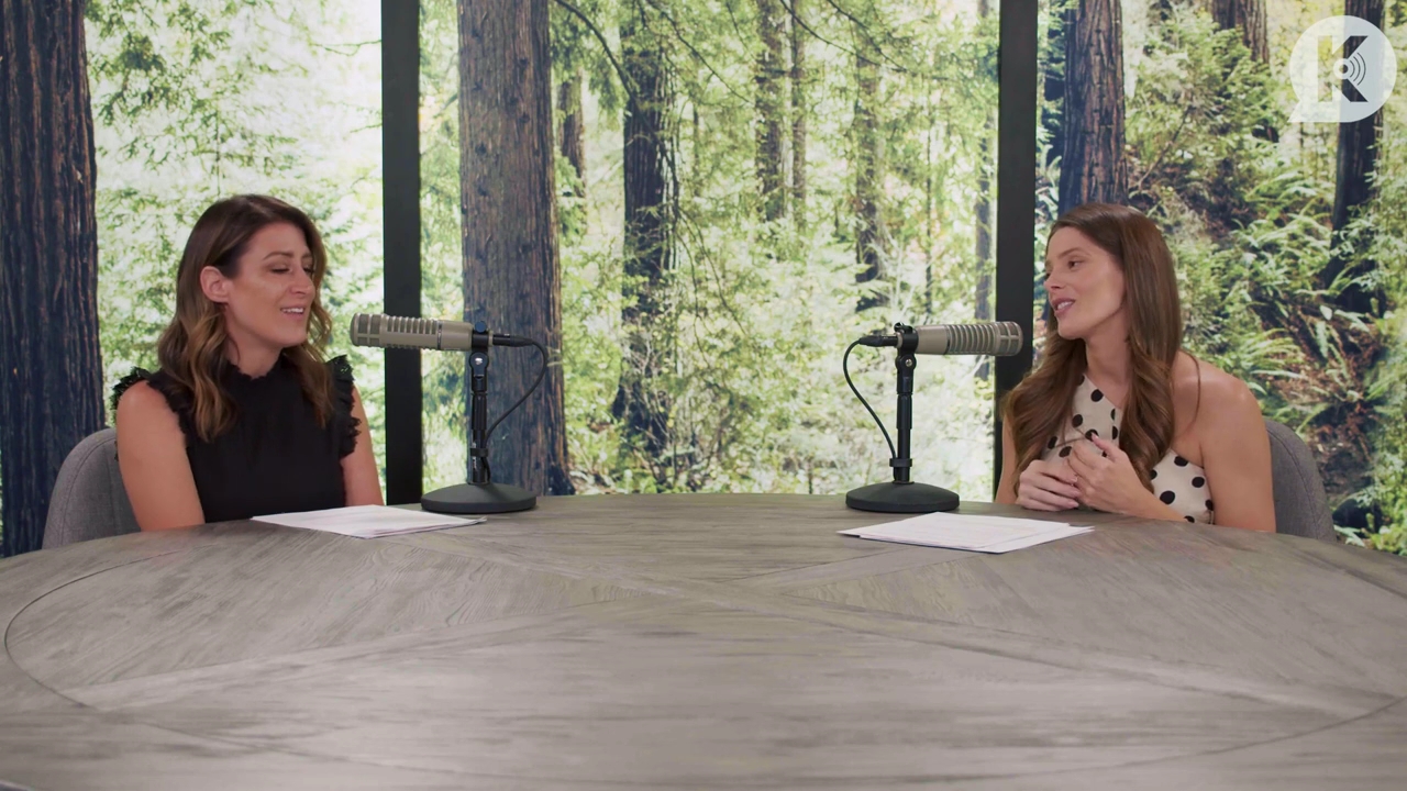 Ashley-Greene-dot-nl_TheTwilightEffect-BreakingDawnPart2-RewatchPart2of3-2174.jpg