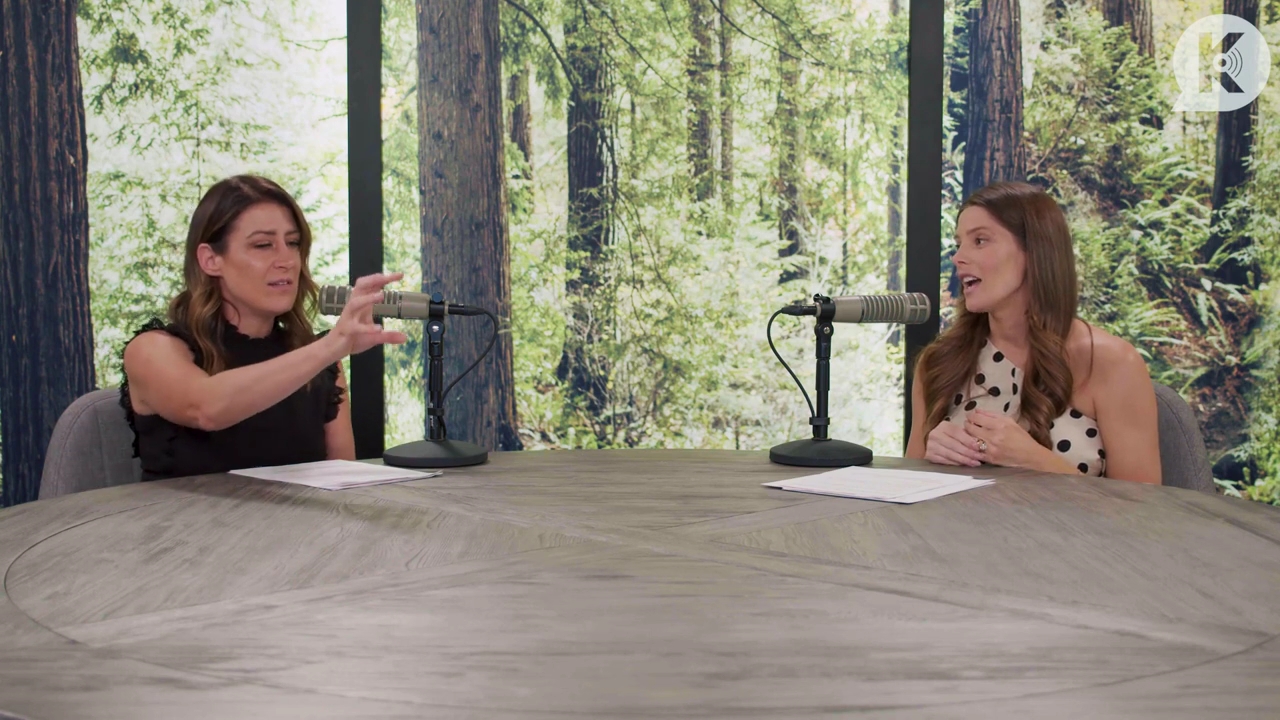 Ashley-Greene-dot-nl_TheTwilightEffect-BreakingDawnPart2-RewatchPart2of3-2176.jpg