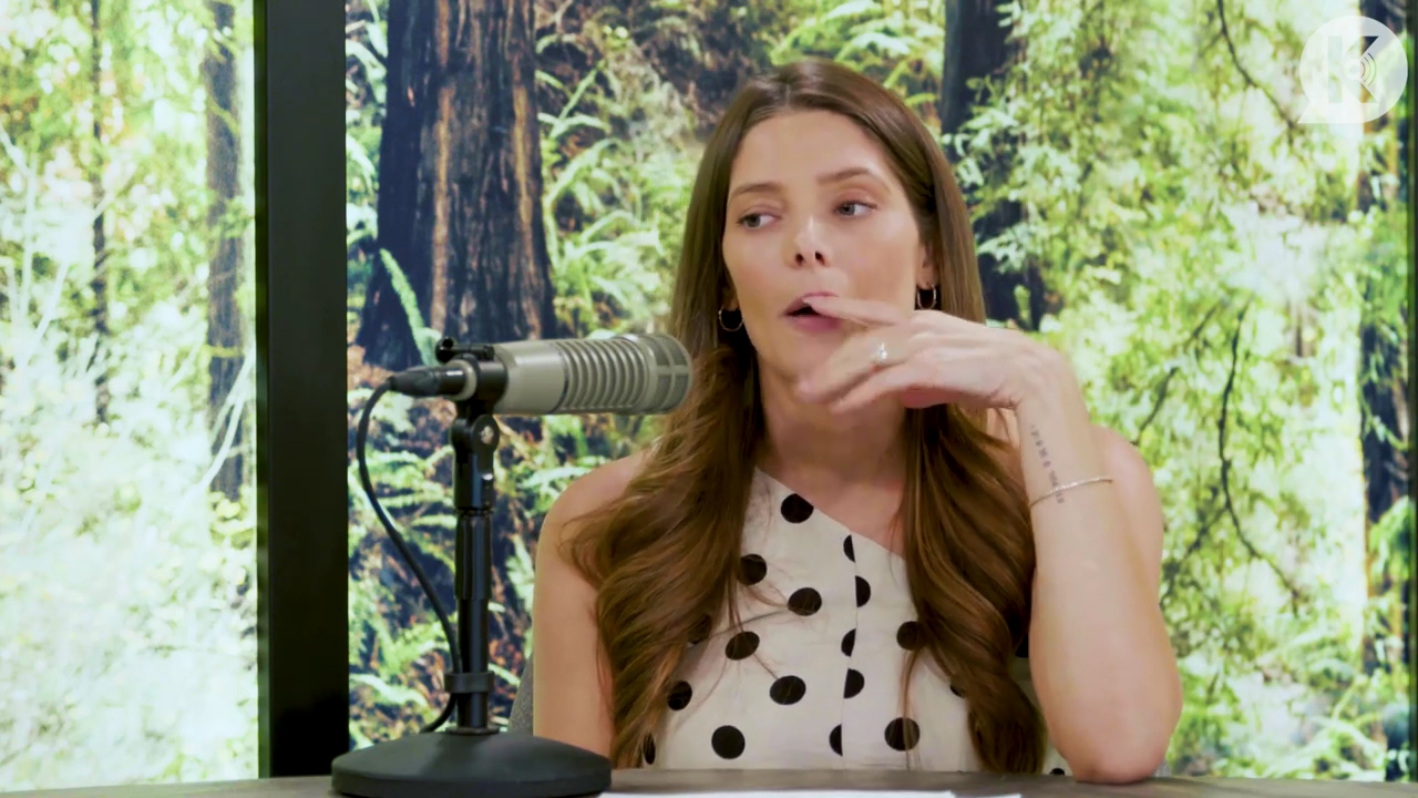 Ashley-Greene-dot-nl_TheTwilightEffect-BreakingDawnPart2-RewatchPart2of3-2186.jpg