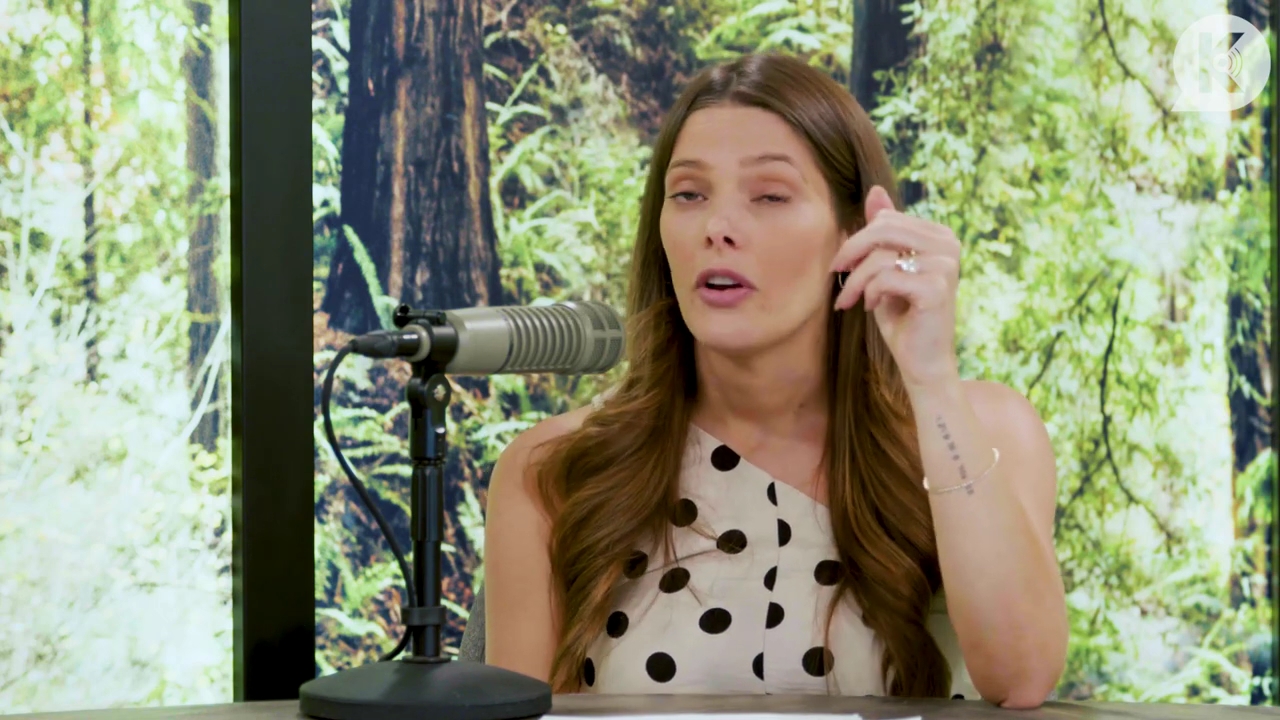 Ashley-Greene-dot-nl_TheTwilightEffect-BreakingDawnPart2-RewatchPart2of3-2192.jpg Ashley-Greene-dot-nl_TheTwilightEffect-BreakingDawnPart2-RewatchPart2of3-2192.jpg