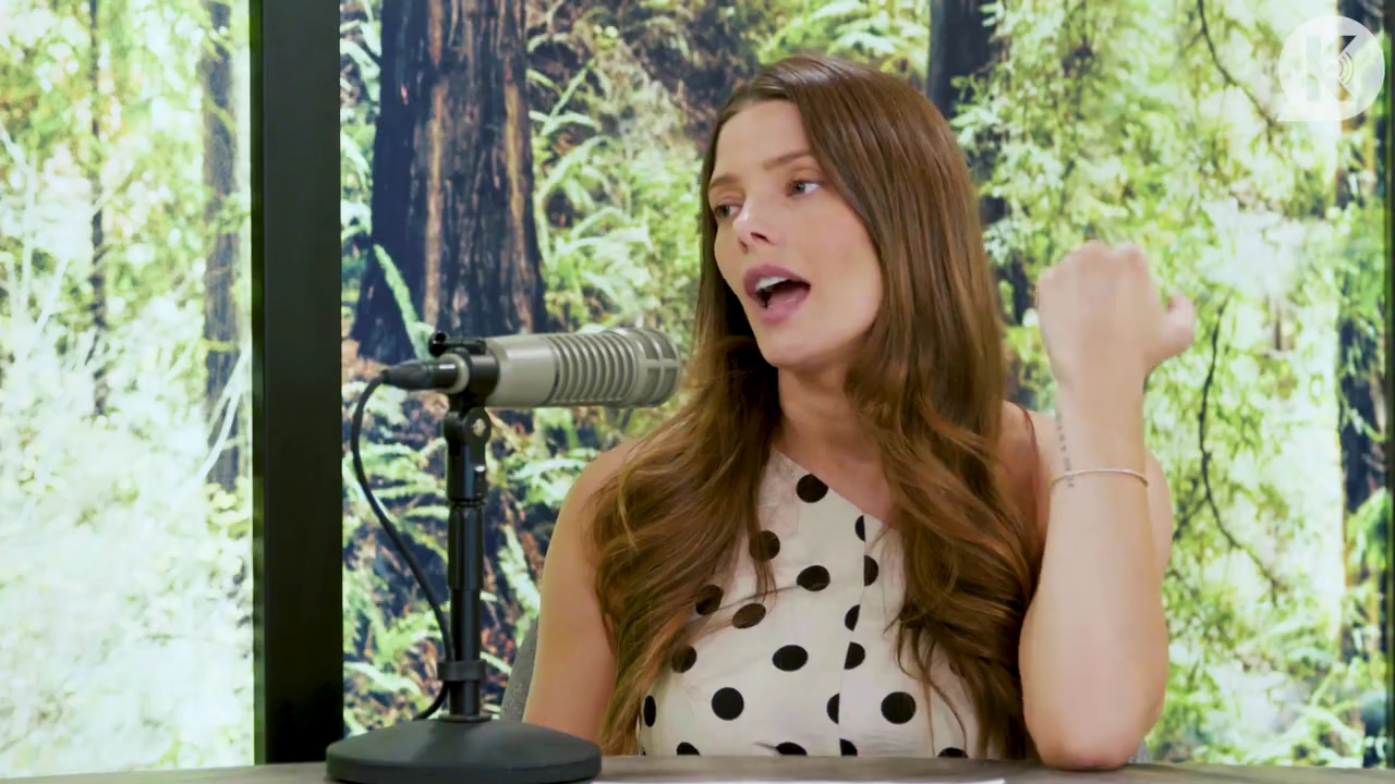 Ashley-Greene-dot-nl_TheTwilightEffect-BreakingDawnPart2-RewatchPart2of3-2391.jpg