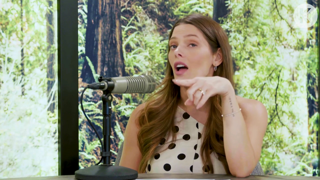 Ashley-Greene-dot-nl_TheTwilightEffect-BreakingDawnPart2-RewatchPart2of3-2428.jpg Ashley-Greene-dot-nl_TheTwilightEffect-BreakingDawnPart2-RewatchPart2of3-2428.jpg