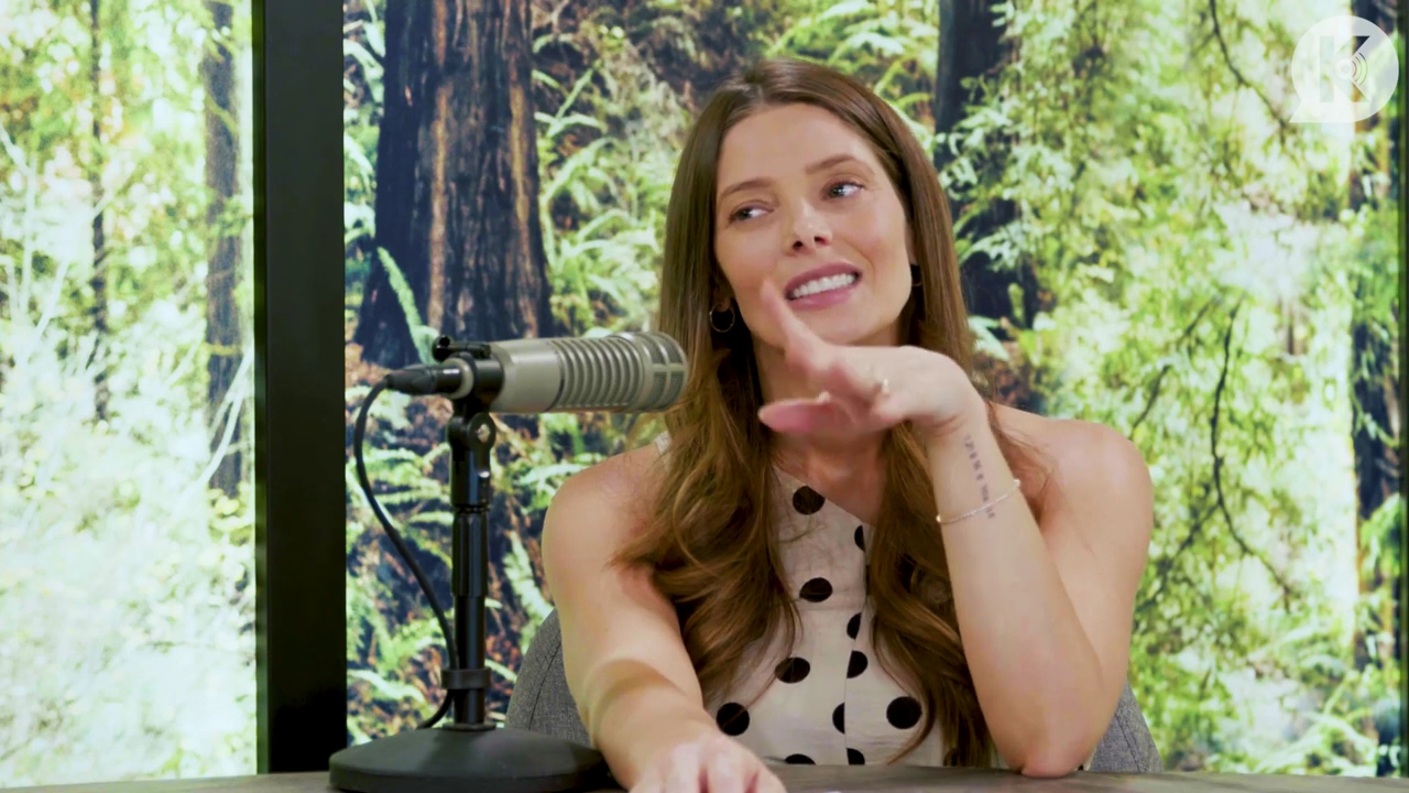 Ashley-Greene-dot-nl_TheTwilightEffect-BreakingDawnPart2-RewatchPart2of3-2523.jpg