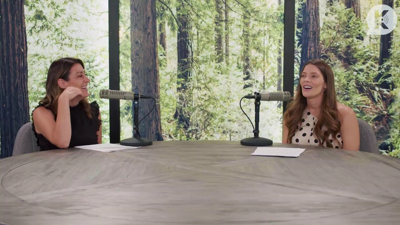 Ashley-Greene-dot-nl_TheTwilightEffect-BreakingDawnPart2-RewatchPart2of3-2550.jpg