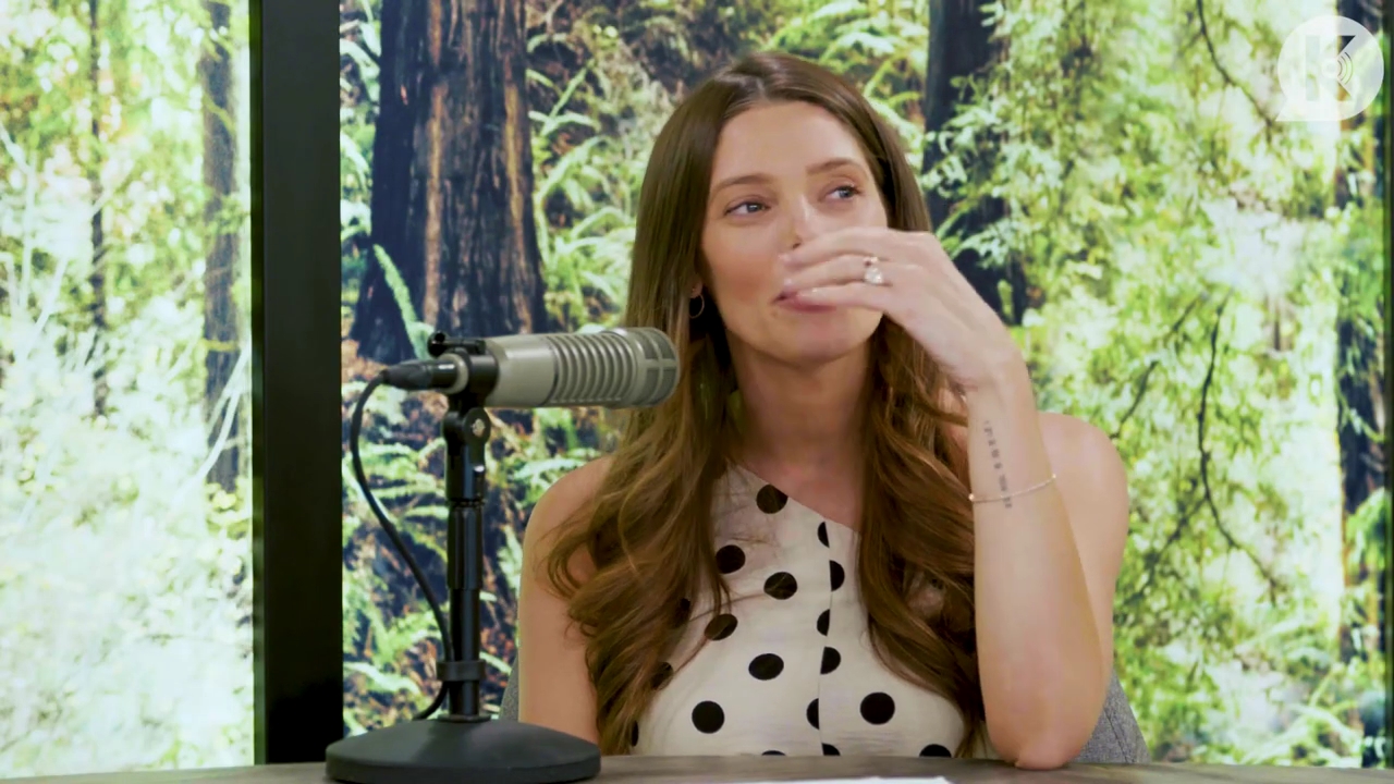 Ashley-Greene-dot-nl_TheTwilightEffect-BreakingDawnPart2-RewatchPart2of3-2563.jpg Ashley-Greene-dot-nl_TheTwilightEffect-BreakingDawnPart2-RewatchPart2of3-2563.jpg