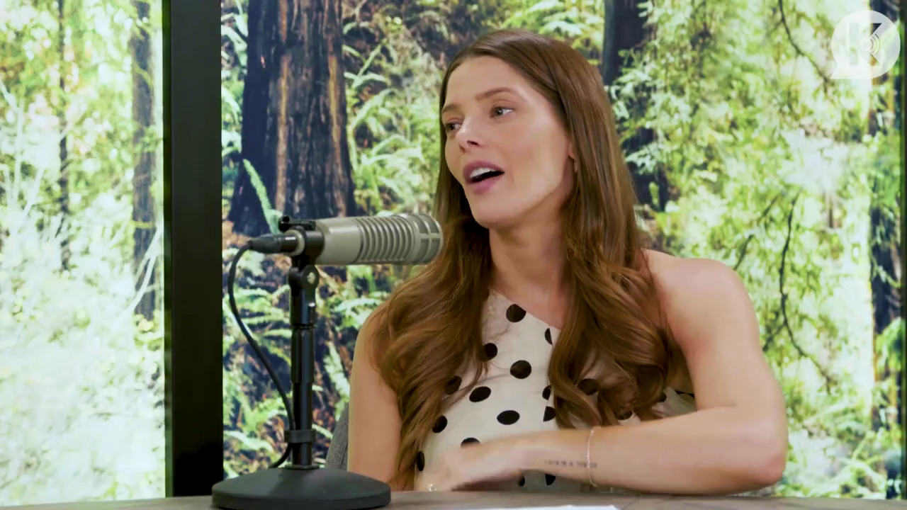 Ashley-Greene-dot-nl_TheTwilightEffect-BreakingDawnPart2-RewatchPart2of3-2572.jpg Ashley-Greene-dot-nl_TheTwilightEffect-BreakingDawnPart2-RewatchPart2of3-2572.jpg