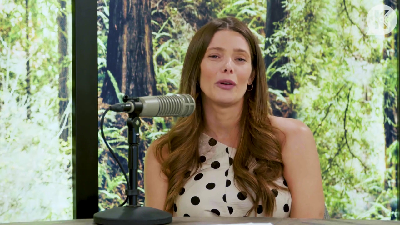 Ashley-Greene-dot-nl_TheTwilightEffect-BreakingDawnPart2-RewatchPart2of3-2578.jpg