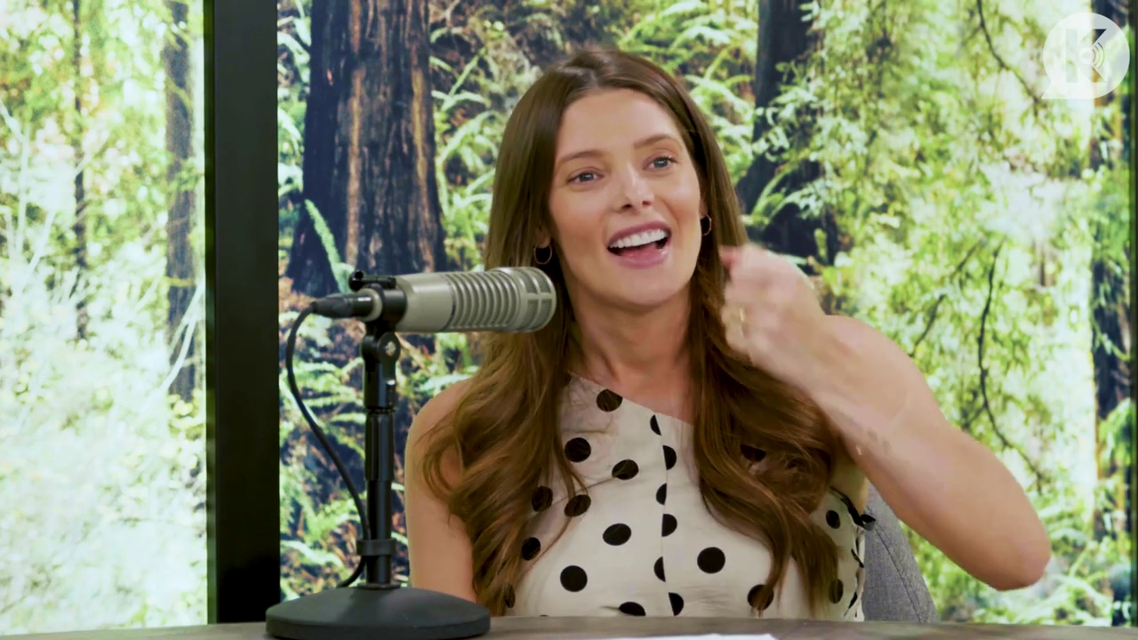 Ashley-Greene-dot-nl_TheTwilightEffect-BreakingDawnPart2-RewatchPart2of3-2585.jpg