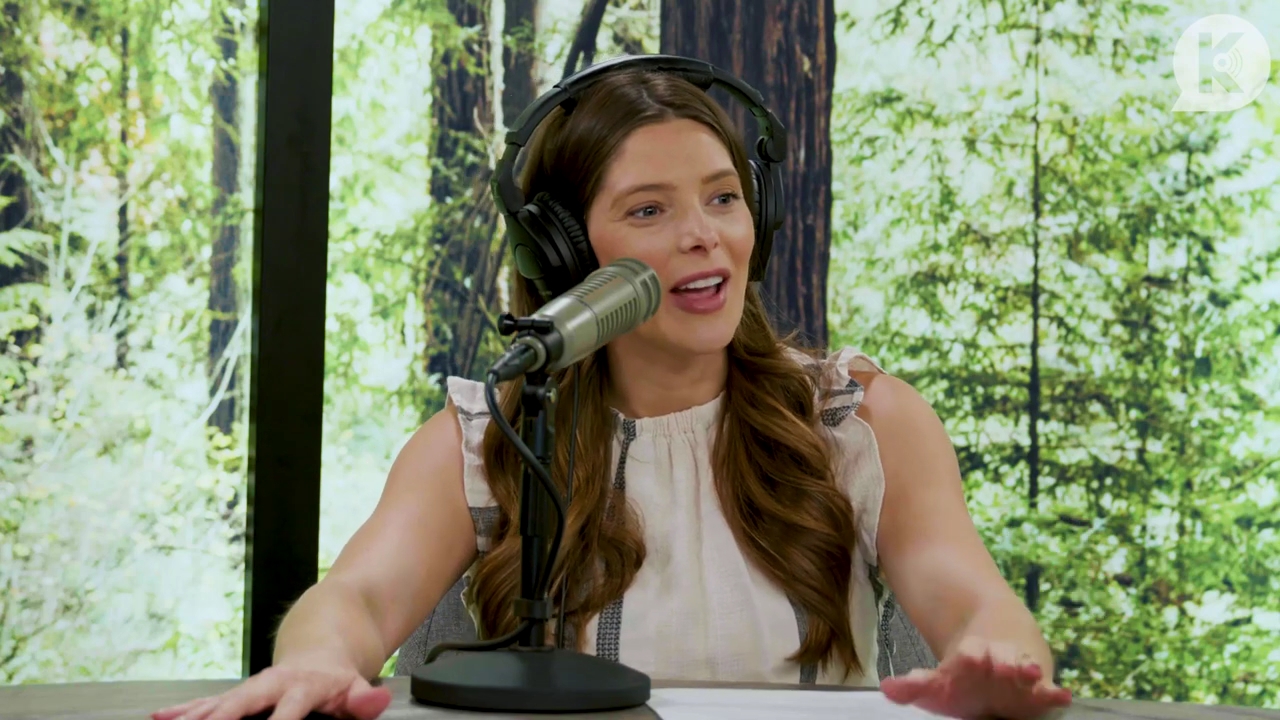 Ashley-Greene-dot-nl_TheTwilightEffect-BreakingDawnPart2-RewatchPart2of3-2834.jpg Ashley-Greene-dot-nl_TheTwilightEffect-BreakingDawnPart2-RewatchPart2of3-2834.jpg