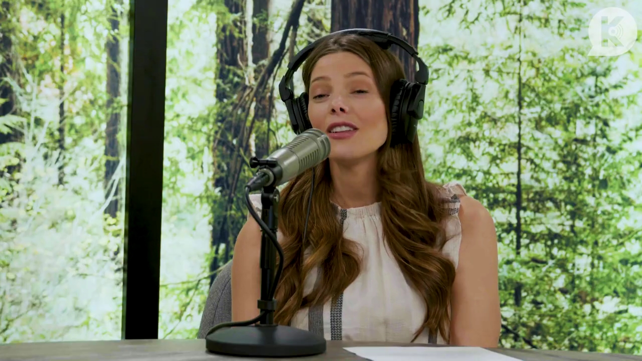 Ashley-Greene-dot-nl_TheTwilightEffect-BreakingDawnPart2-RewatchPart2of3-3903.jpg