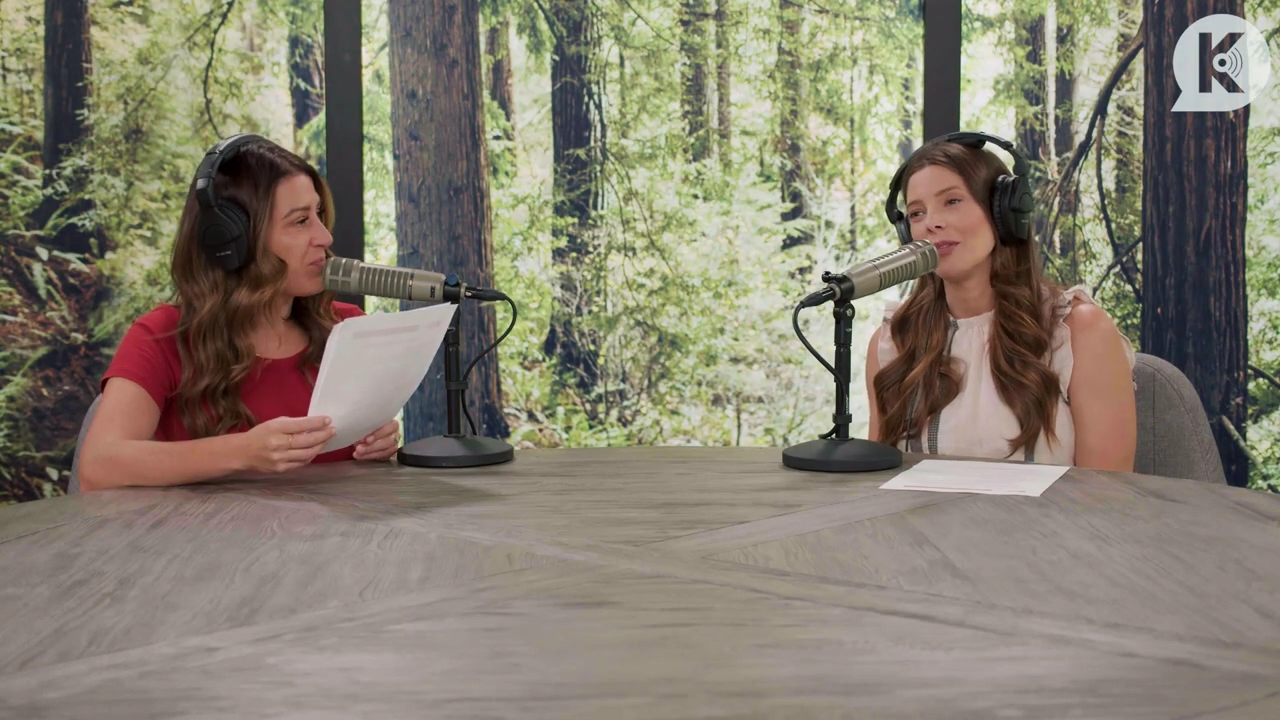 Ashley-Greene-dot-nl_TheTwilightEffect-BreakingDawnPart2-RewatchPart2of3-3985.jpg